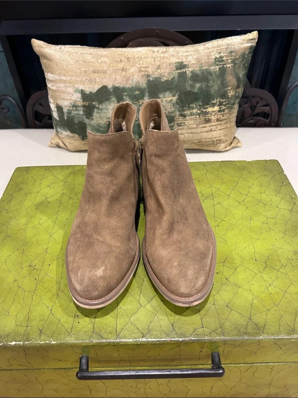 Vanelli Brown Suede Ankle Boots 8.5